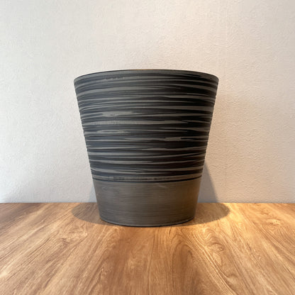 チャコールラインポット_メイン画像