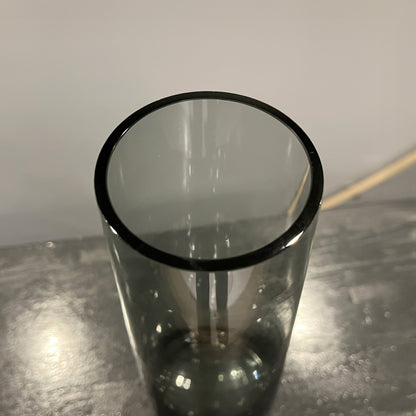 【花瓶】墨色ガラスベース  円すい型　高さ22cm