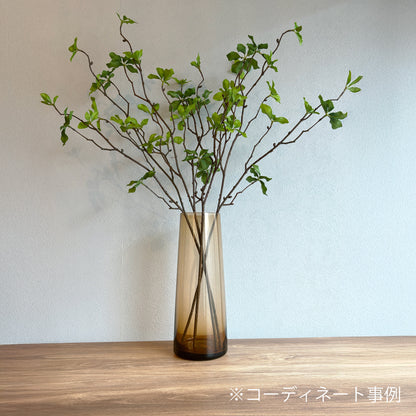 琥珀色ガラスベース　円すい型　高さ27cm事例２